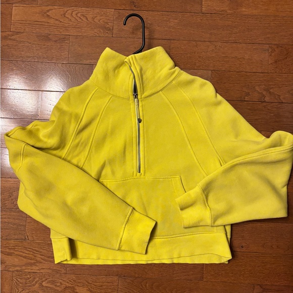 LULULEMON LEMON YELLOW SCUBA - Picture 2 of 4